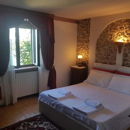 סן זנו די מונטניה B&B Da Paolo Con Vista Lago Di Garda מראה חיצוני תמונה
