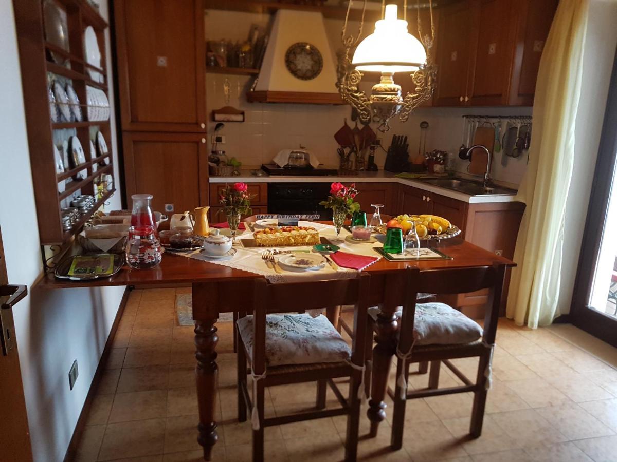 סן זנו די מונטניה B&B Da Paolo Con Vista Lago Di Garda מראה חיצוני תמונה