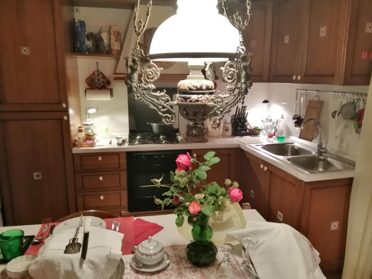 סן זנו די מונטניה B&B Da Paolo Con Vista Lago Di Garda מראה חיצוני תמונה