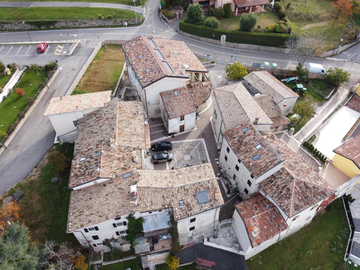 סן זנו די מונטניה B&B Da Paolo Con Vista Lago Di Garda מראה חיצוני תמונה