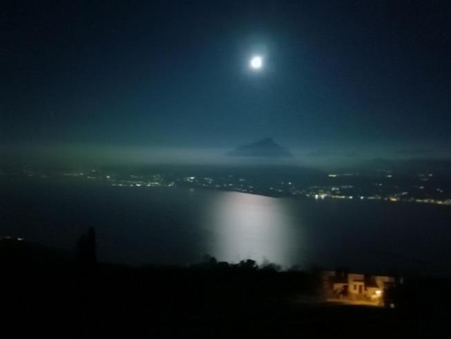 סן זנו די מונטניה B&B Da Paolo Con Vista Lago Di Garda מראה חיצוני תמונה